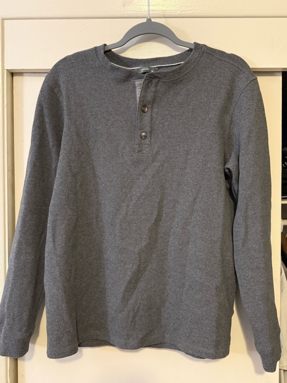 Classic Men's Long-Sleeve Henley in Charcoal Gray